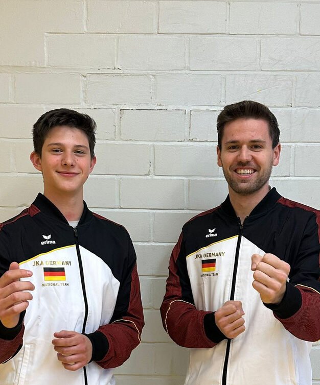Mihnea und John fahren zur EM